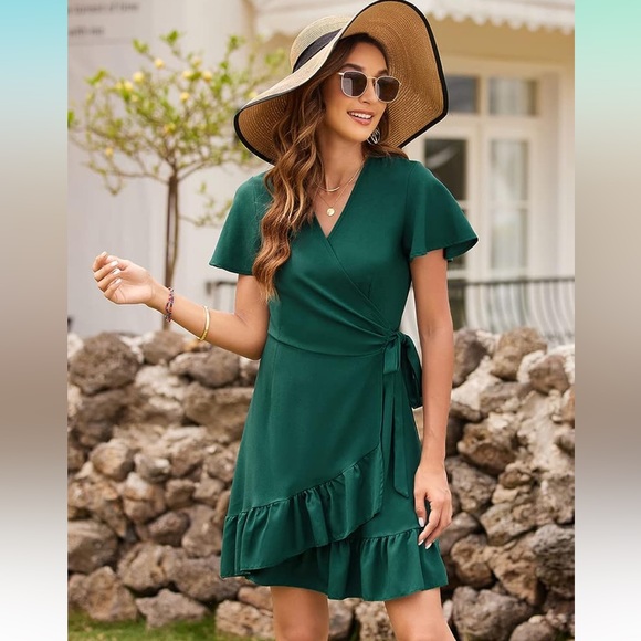 NWT! Emerald Green Flutter Sleeve Wrap Ruffle Dress - Picture 2 of 11